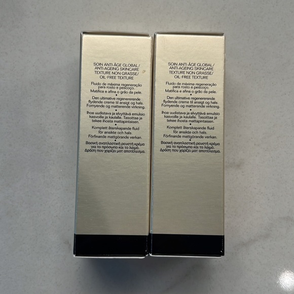 Chanel SUBLIMAGE Le Fluide skin regeneration - Picture 4 of 4